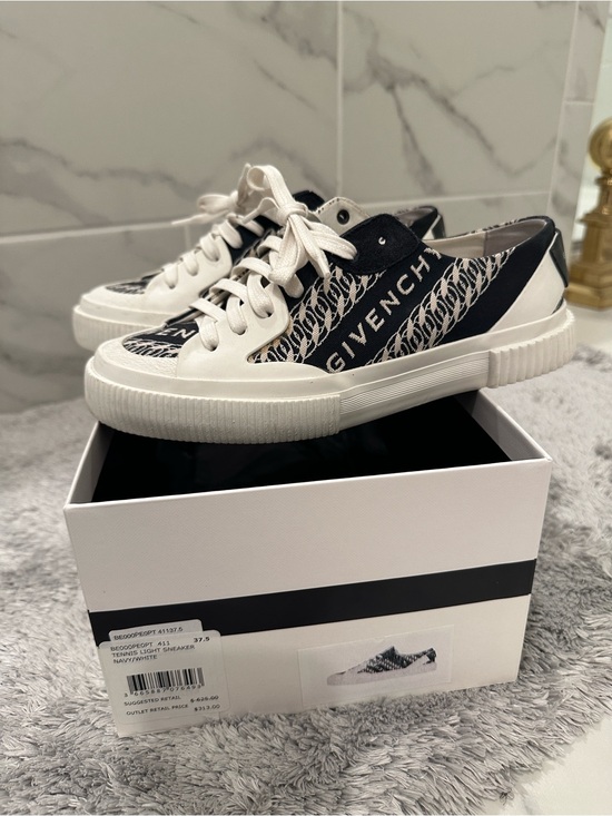Givenchy Shoes - Givenchy Navy and White Logo Low-Top Sneakers